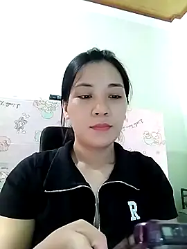 Lyrose_2k webcam
