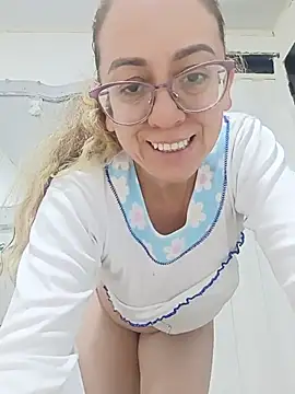 miss_hanna07 live cam on StripChat