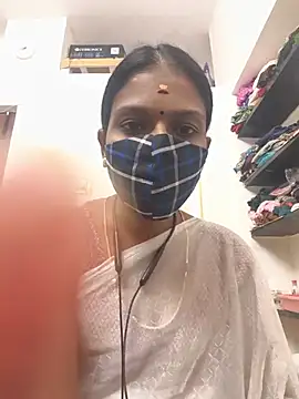 Tamil_Yalini12