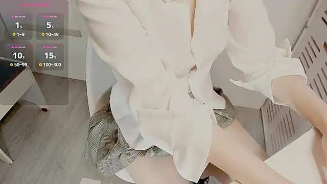 mimi_babyyy webcam