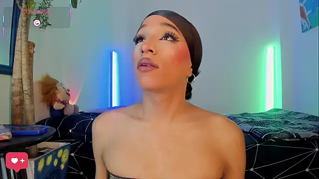 Naughty_Blue live cam