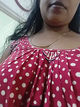 Hot-Tinaa webcam