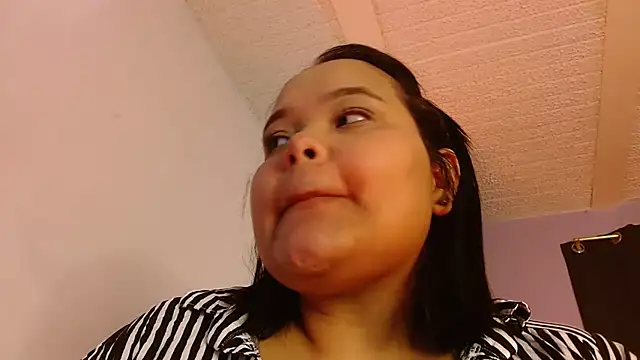 sexychubby___ webcam