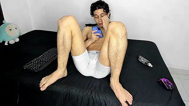 evanscollins - Evanscollins's free webcam - UK Sex Cams