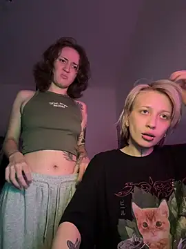 Dooubletroublee webcam