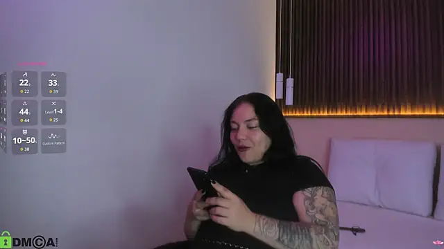 rebecaa_grey webcam
