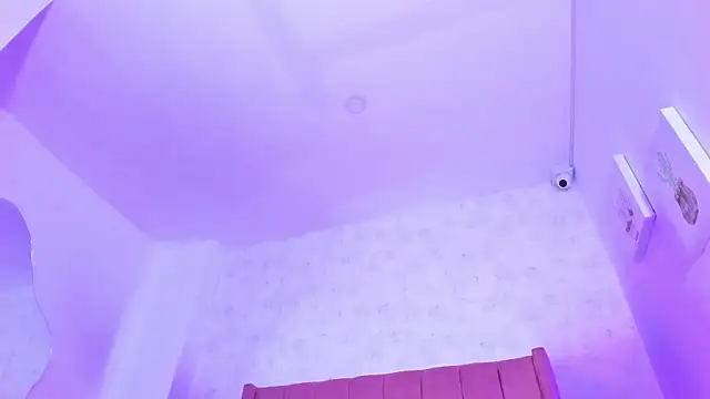 yuliana-ambell (F young) - DILDO DOGGY FINFER ASS