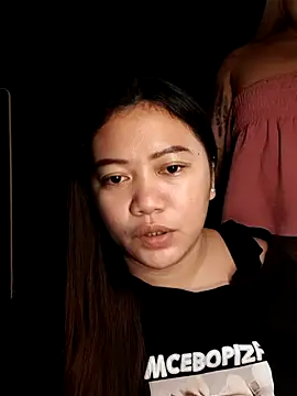 FinayNewestSensation webcam