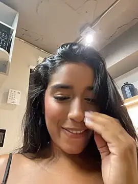 SaryJonex webcam