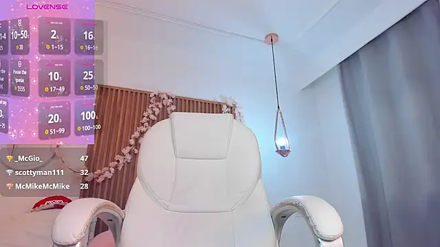 alice_elare webcam