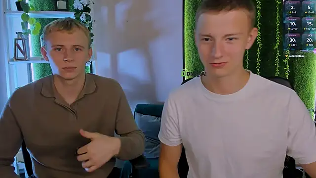 noah_nero webcam