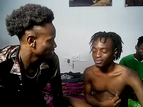 threemanias webcam