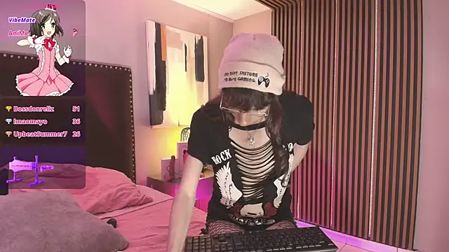 kattt_cut webcam