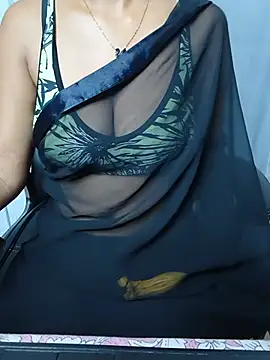 Rosy_Just18 webcam