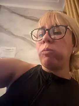 TessaCooper1 webcam