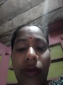 Hot_khusi753
