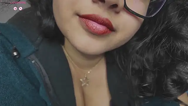 _neesha_414_ webcam