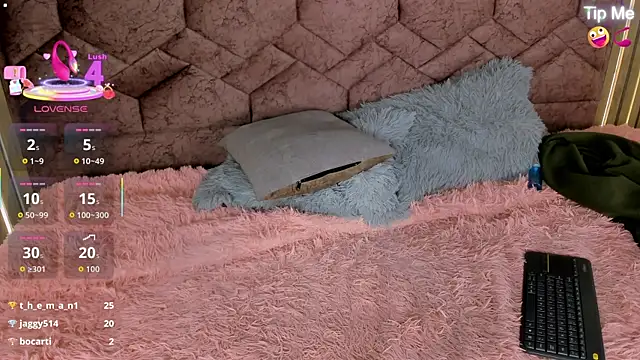 IamSussan webcam