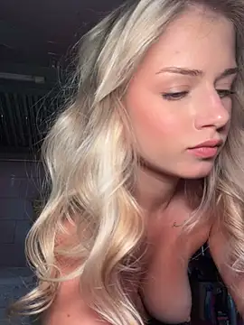 NinaVerse webcam