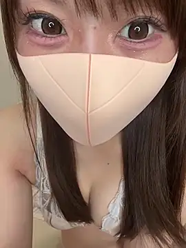 momo_mm live cam on StripChat