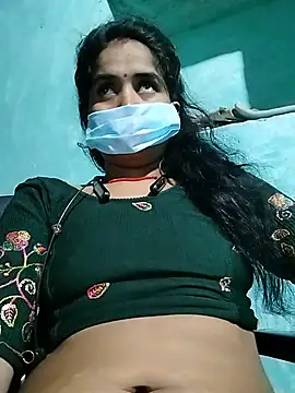 Priyanka-Love143 live cam on StripChat