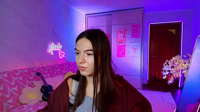 luna_lust_212 webcam