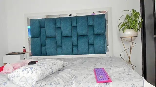 Emma_collins01 webcam