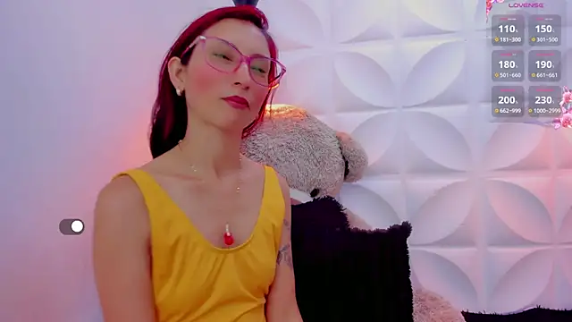 zaira_skinny webcam