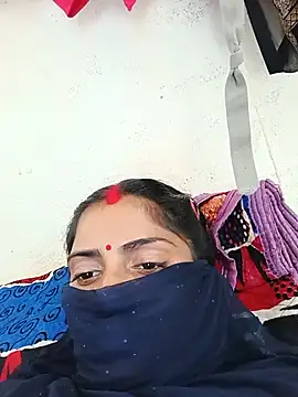 Poojaxx56 webcam
