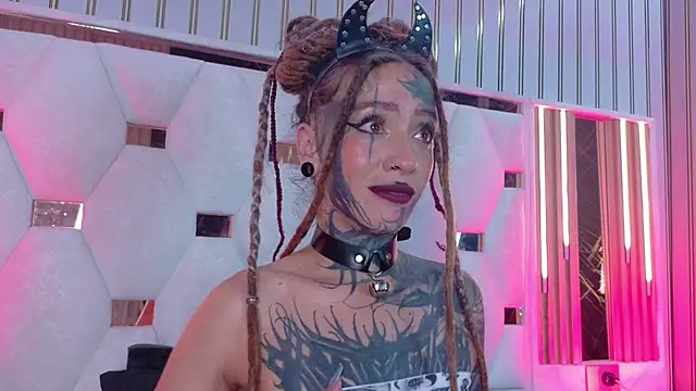 Lucy_Doll8 webcam