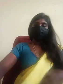Keerthi_143 webcam