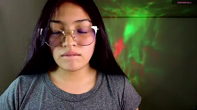Nina_hot57 webcam
