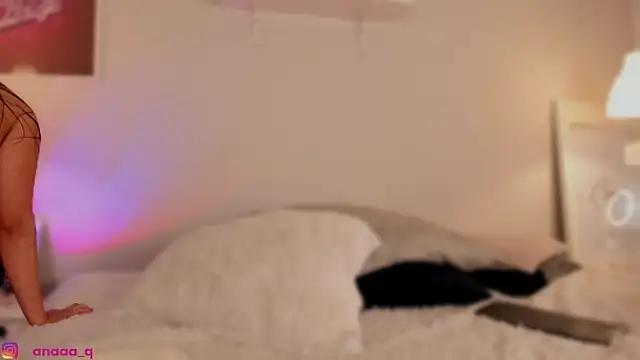 Queen_liana webcam