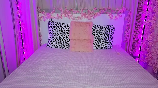 LilyStarlight webcam
