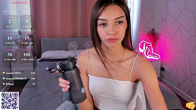 Tiffany-Grace webcam