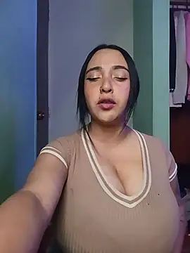 AmberOficiall_ webcam