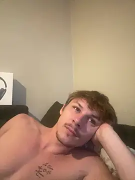 Lucas328706 webcam
