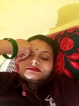 Priti_hote webcam
