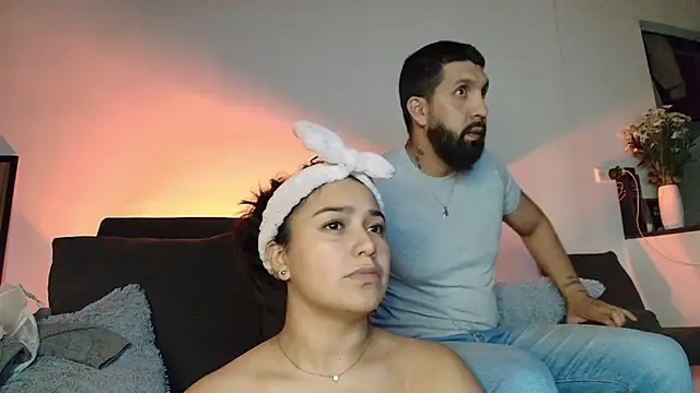 Alyssa_and_DAngelo webcam