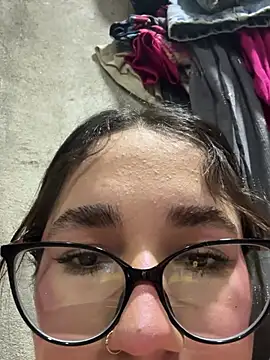 miakhalaf_ webcam