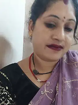 Rayal_bhabi live cam on StripChat