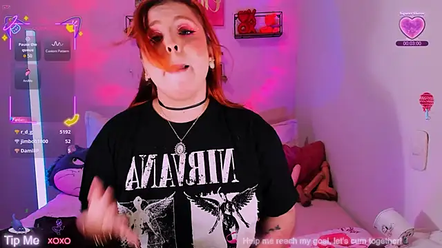 Rosie_Good_girl live cam on StripChat