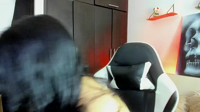 AilynRed webcam