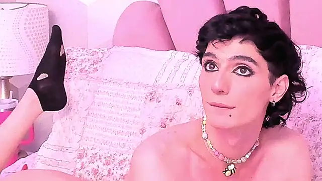 KylieMonnett webcam
