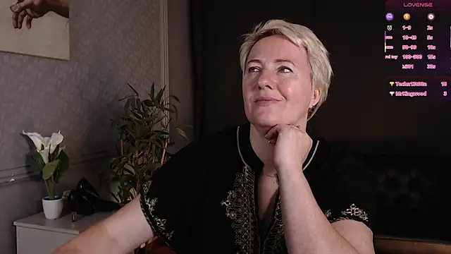 Nika_Smit webcam