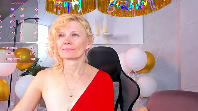 Julie_Lucas webcam