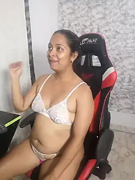 Zarinamoon webcam