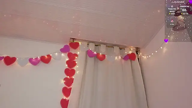 AbyWhitee webcam