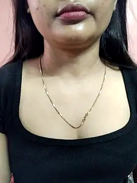 Wild-janvi live cam on StripChat