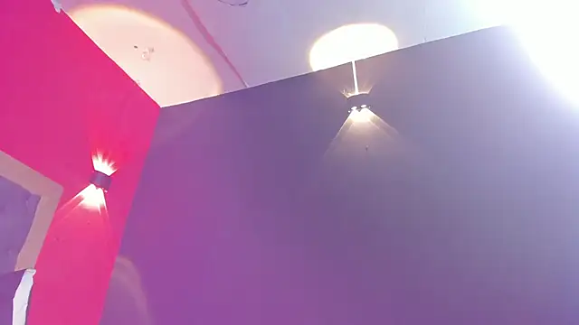 YayaHilton